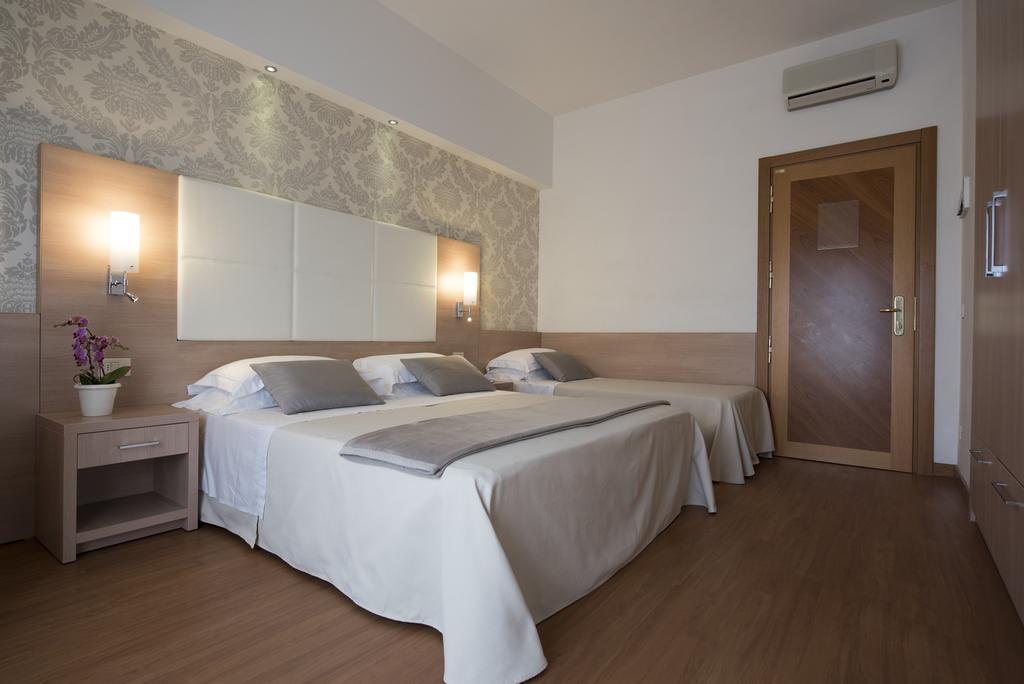 Michelangelo Cesenatico Hotel Exterior photo